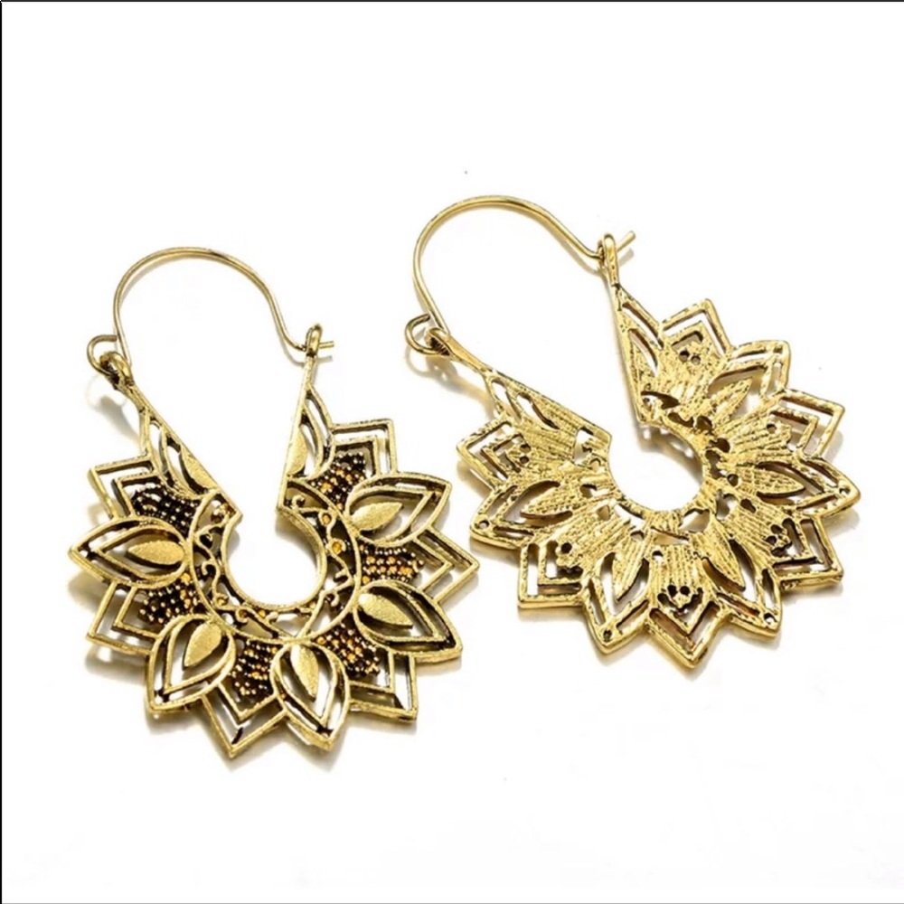 • Avery • Boho Gypsy Earrings - Picture 2 of 4